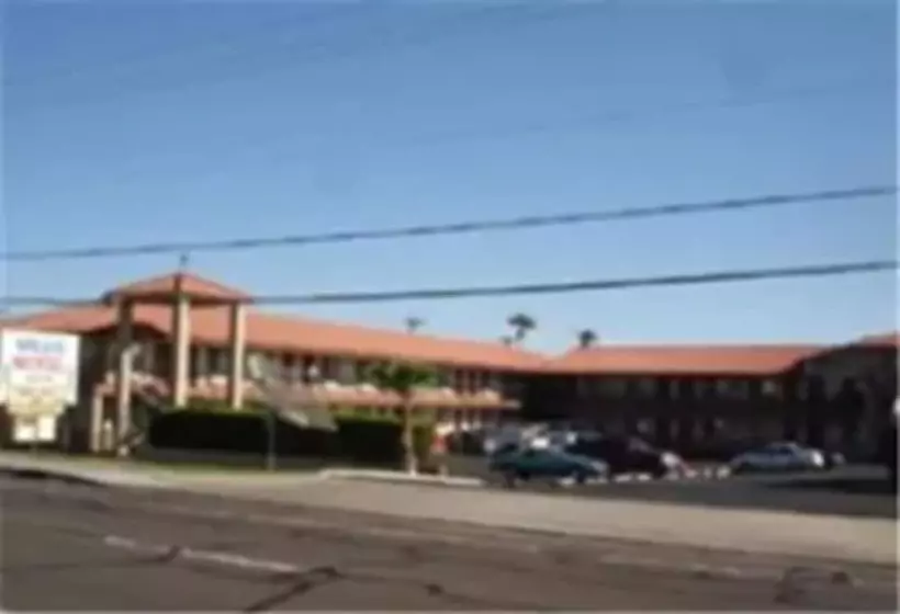 Miles Motel