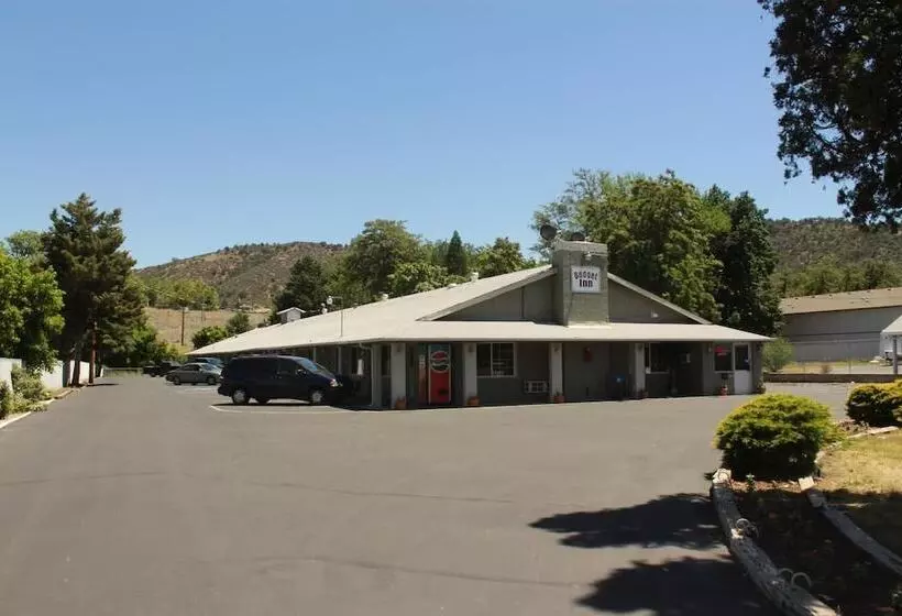 Motelli Budget Inn  Yreka