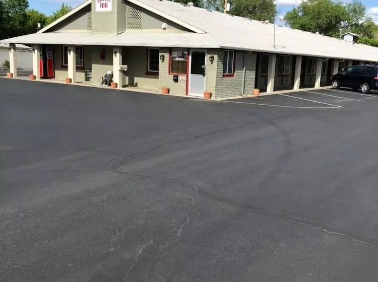 Motelli Budget Inn  Yreka