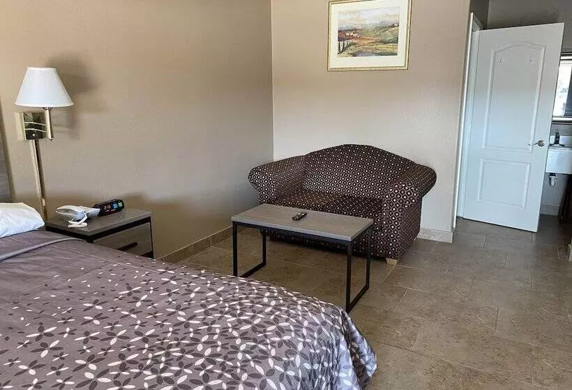 Motelli Los Fresnos Inn And Suites