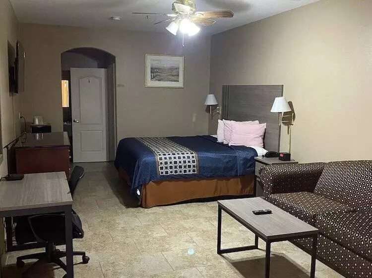 Motelli Los Fresnos Inn And Suites