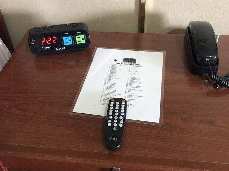 فندق على الطريق Los Fresnos Inn And Suites