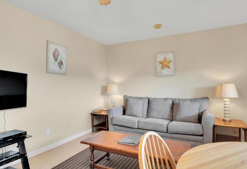 מוטל Montauk Oceanside Suites