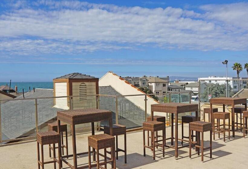 מוטל Ocean Surf Inn & Suites