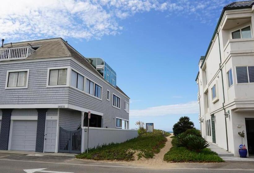 מוטל Ocean Surf Inn & Suites