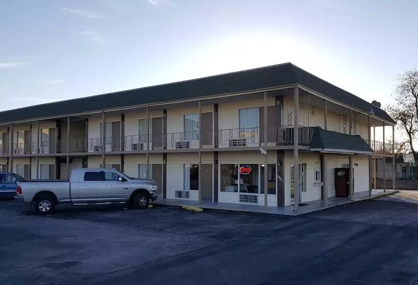 モーテル Plaza Inn Springfield