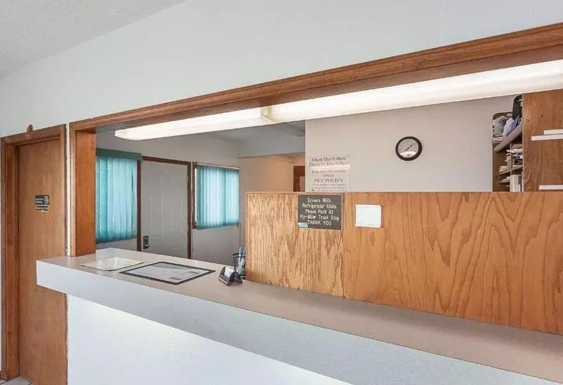 Motelli Rodeway Inn