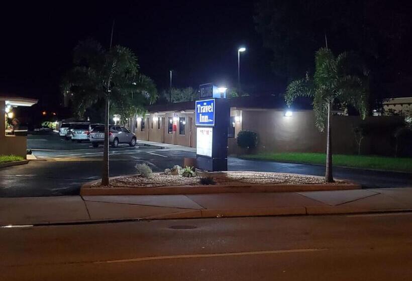 모텔 Travel Inn Of Riviera Beach