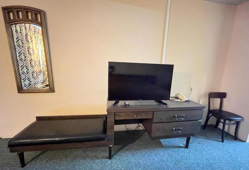 Mountain Empire Motel