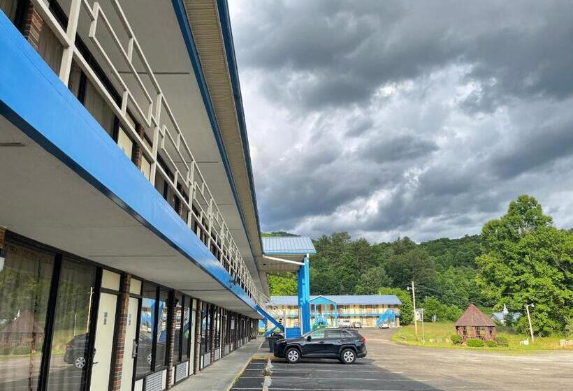 Mountain Empire Motel