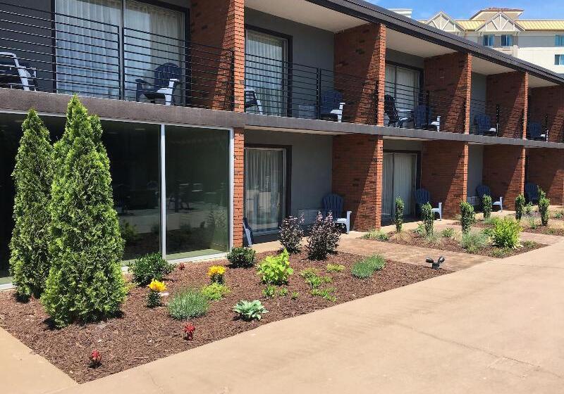 The Beaucatcher – A Boutique Motel