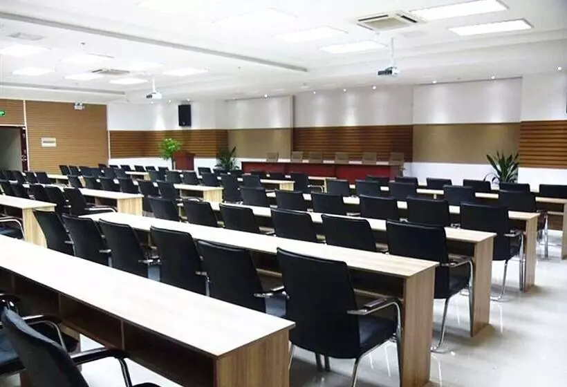 Hotelli Greentree Inn Bengbu Longhu Express