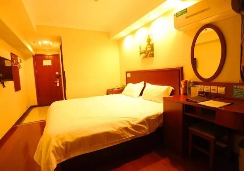 Hotelli Greentree Inn Liaoning Chaoyang City Chaoyang Street Fangzhi Road Express