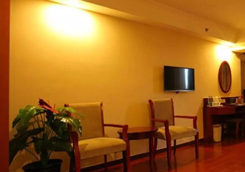Hotelli Greentree Inn Liaoning Chaoyang City Chaoyang Street Fangzhi Road Express