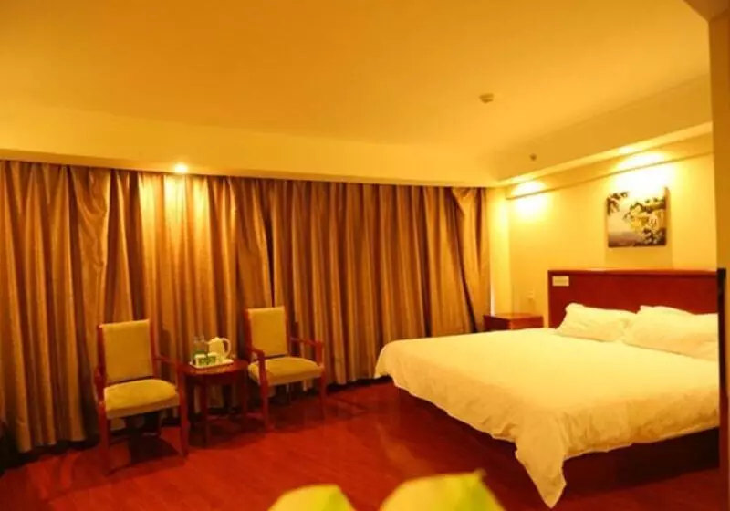 Hotelli Greentree Inn Liaoning Chaoyang City Chaoyang Street Fangzhi Road Express