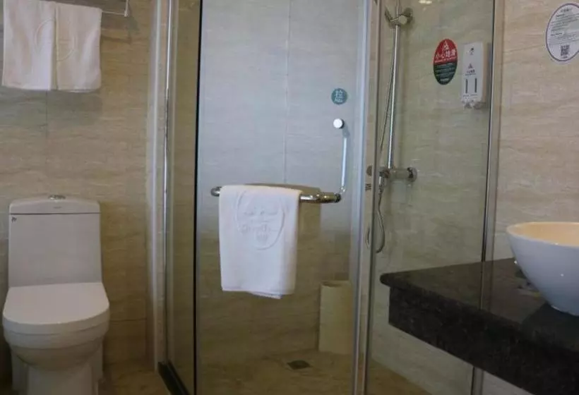 Hotelli Greentree Inn Sichuan Chengdu North Railway Station Beichengtianjie Business