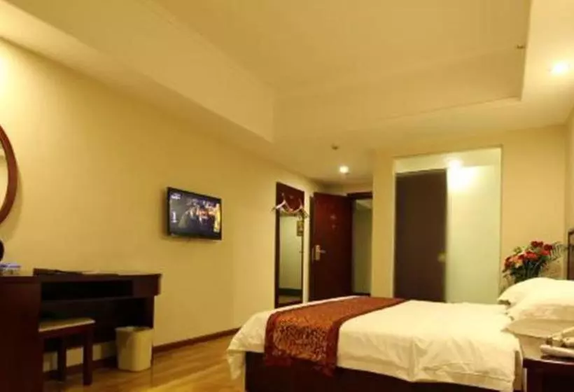 Hotelli Greentree Inn Sichuan Chengdu North Railway Station Beichengtianjie Business