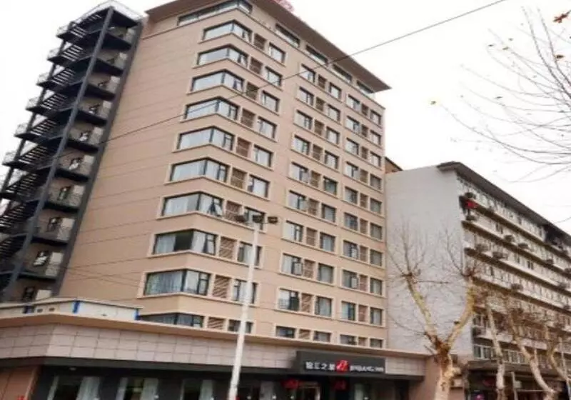 Hotelli Jinjiang Inn Wuhan Zhonghua Road Huanghelou Branch