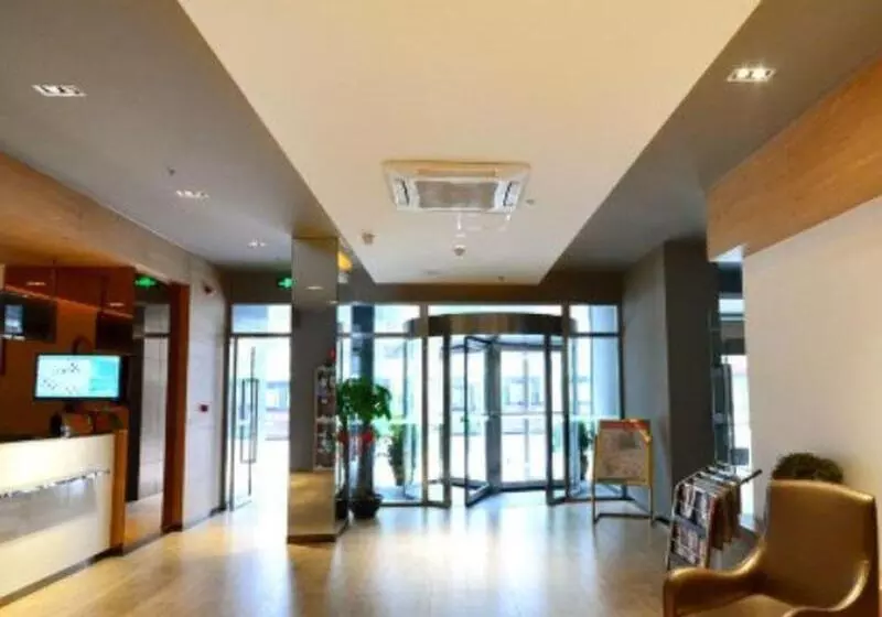 Hotelli Jinjiang Inn Wuhan Zhonghua Road Huanghelou Branch
