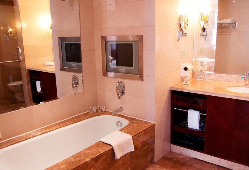 Hotel Tianjin Konggang Baiyun