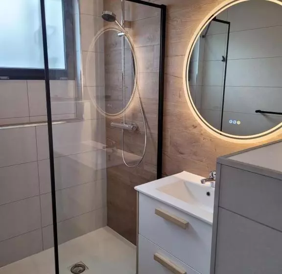 Majatalo Gite Eugenie Dans Les Remparts