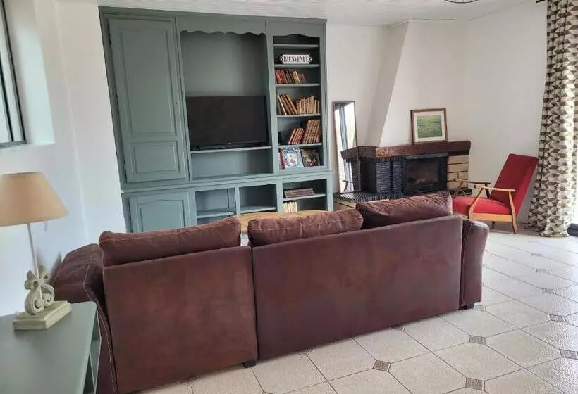 Majatalo Gite Eugenie Dans Les Remparts