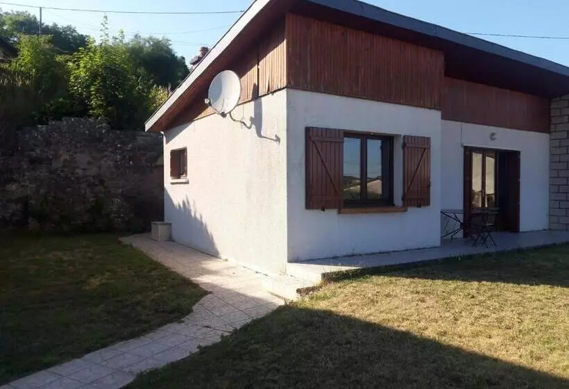 Majatalo Gite Eugenie Dans Les Remparts