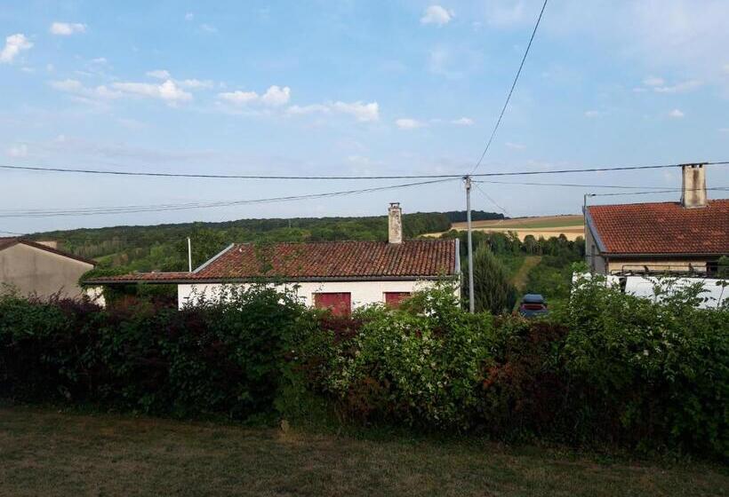 펜션 Gite Eugenie Dans Les Remparts