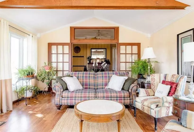 Aamiaismajoitus (B&B) Regina S Country Livin