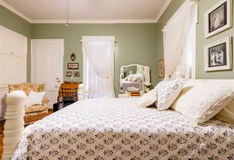 Aamiaismajoitus (B&B) Regina S Country Livin