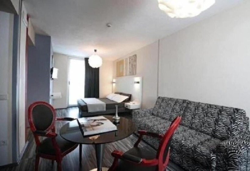 Happy Hotel Atelier Gardone Riviera Centro & Spa