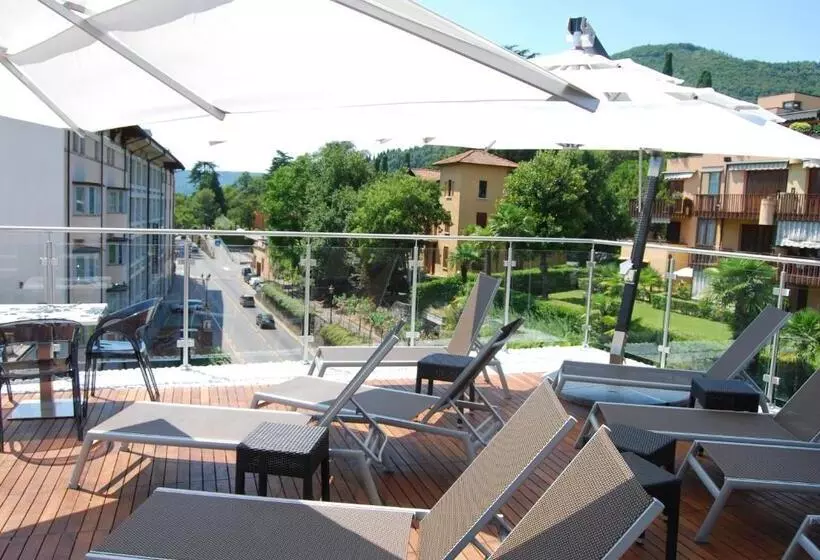 Happy Hotel Atelier Gardone Riviera Centro & Spa