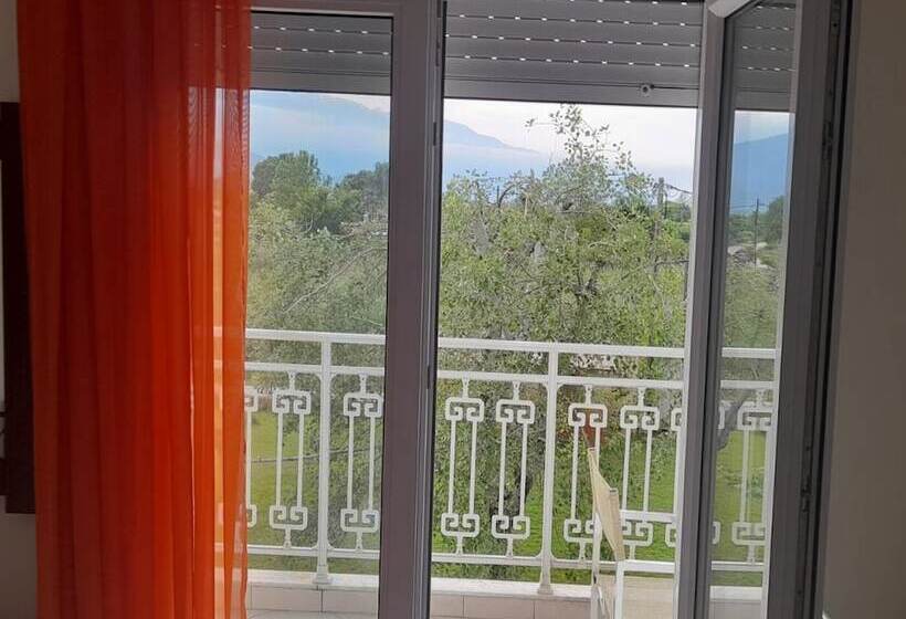 בית מלון כפרי Kastri