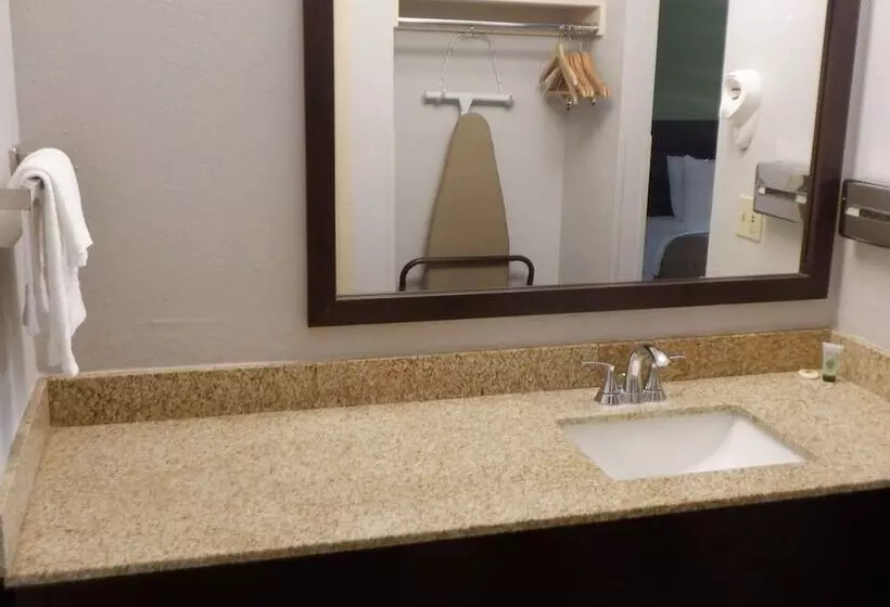 Motelli Americas Best Value Inn Yakima