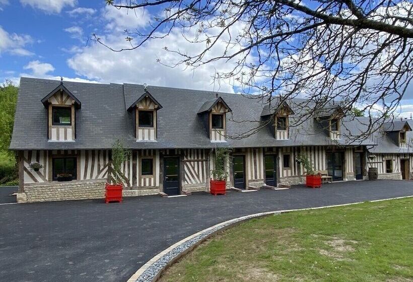 Пансион Le Domaine D Angerville