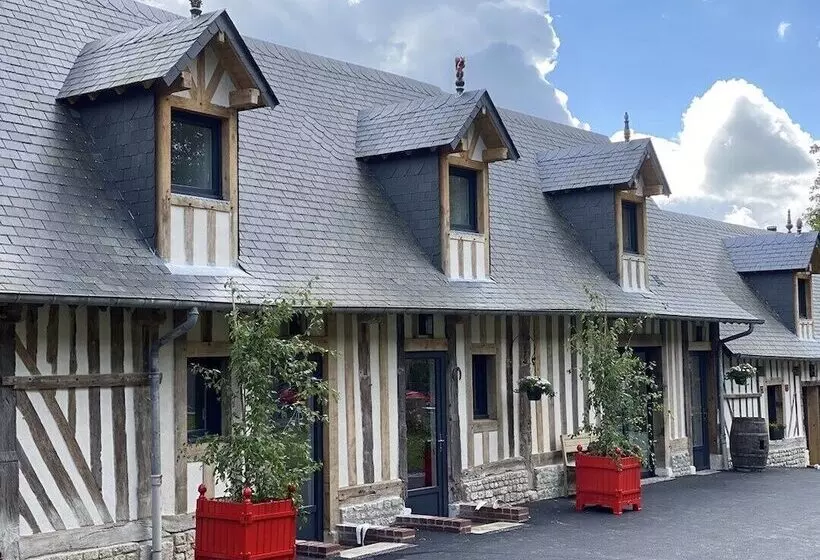 ペンション Le Domaine D Angerville