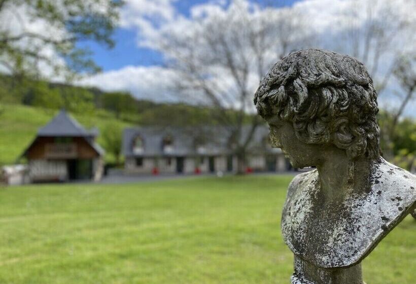 Пансион Le Domaine D Angerville