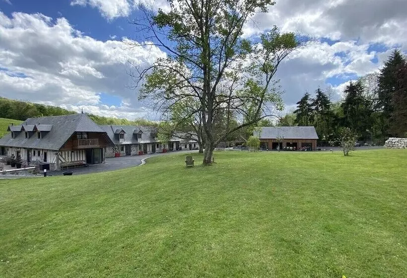 ペンション Le Domaine D Angerville