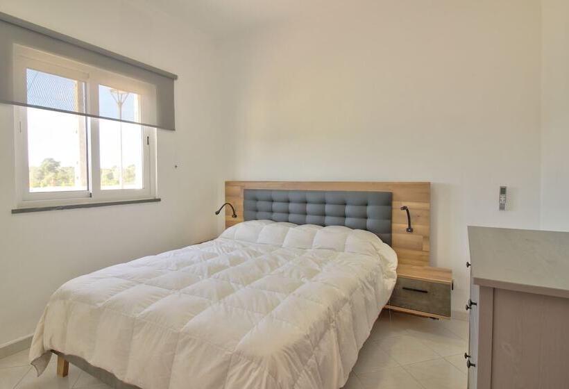 فندق صغير Amadeus Villa