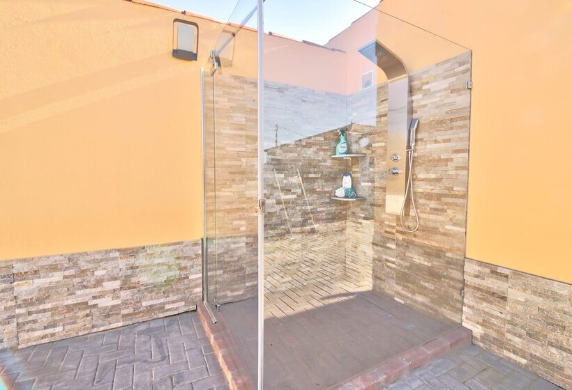 فندق صغير Amadeus Villa