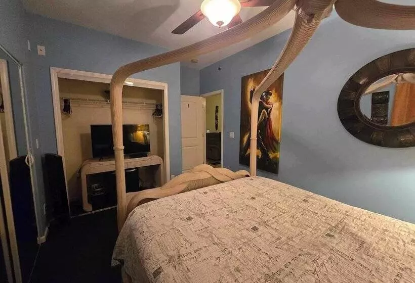 Retkeilymaja Robbins Estate