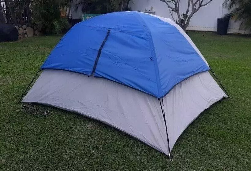 Retkeilymaja Robbins Estate