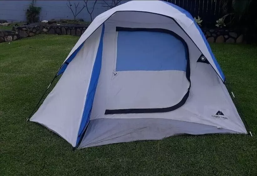 Retkeilymaja Robbins Estate