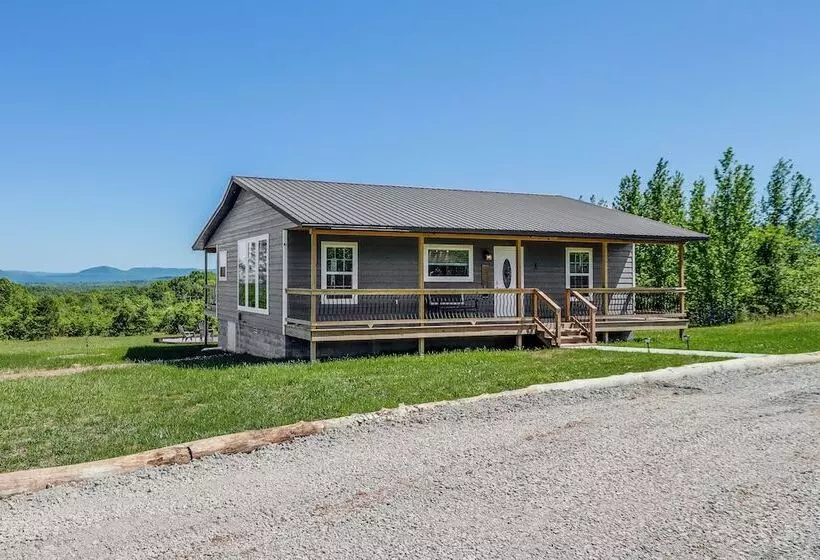Arkansas Retreat W/ Deck, Fire Pit & Mtn Views!
