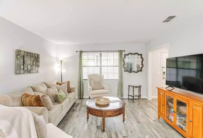 Brunswick Retreat W/ Patio & Grill, Near Beaches!