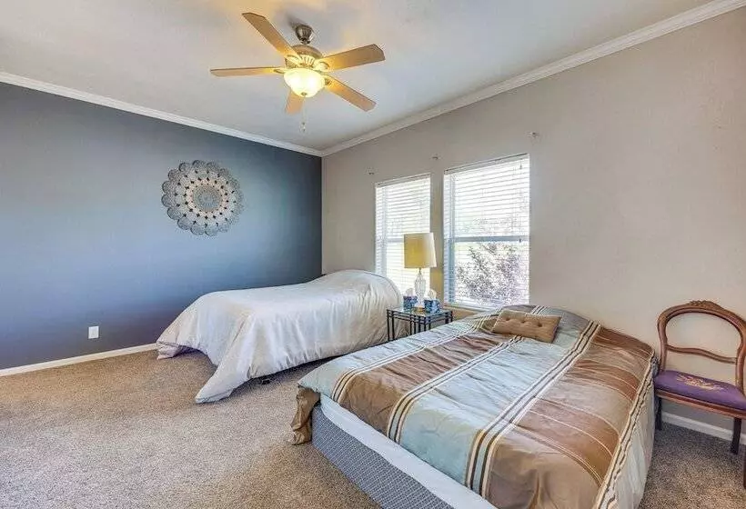 Cañon City Home: Close To Hiking & Rafting!