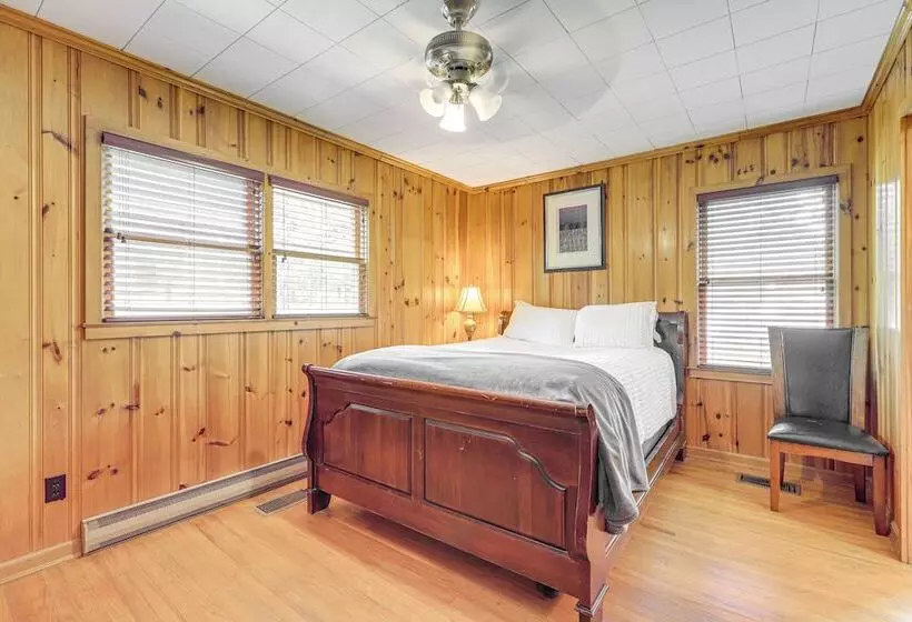 Charming Woodland Home, 12 Mi To Big Lazer Creek!