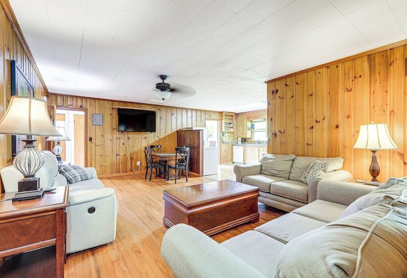 Charming Woodland Home, 12 Mi To Big Lazer Creek!