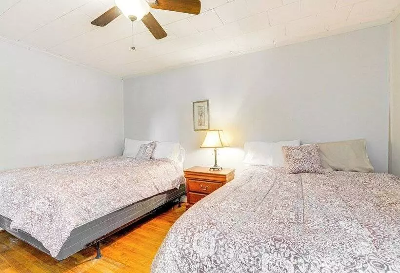 Charming Woodland Home, 12 Mi To Big Lazer Creek!