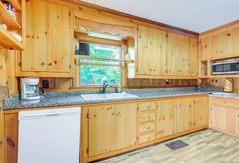 Charming Woodland Home, 12 Mi To Big Lazer Creek!